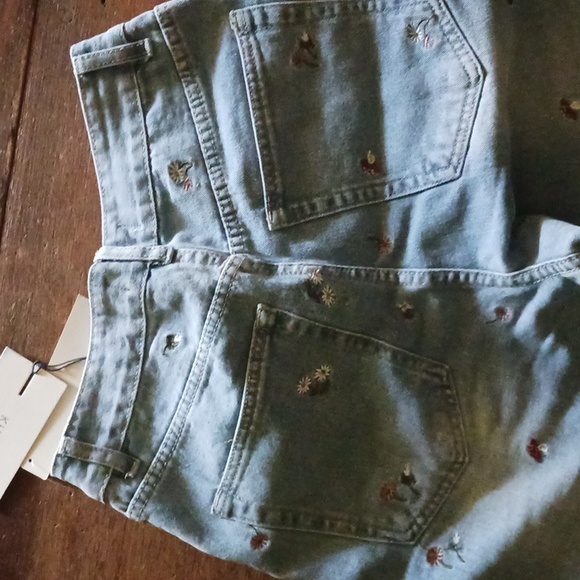 Khaki and blue jeans size 3/26 - Picture 4 of 4